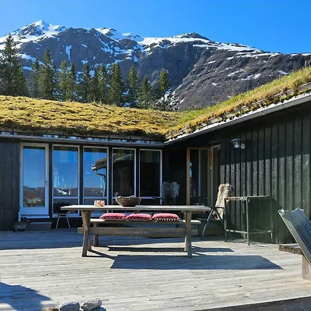 Seaside With Panoramic Views In Oterstranda