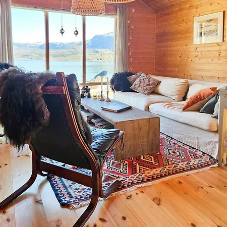 Seaside With Panoramic Views In Oterstranda * Inndyr